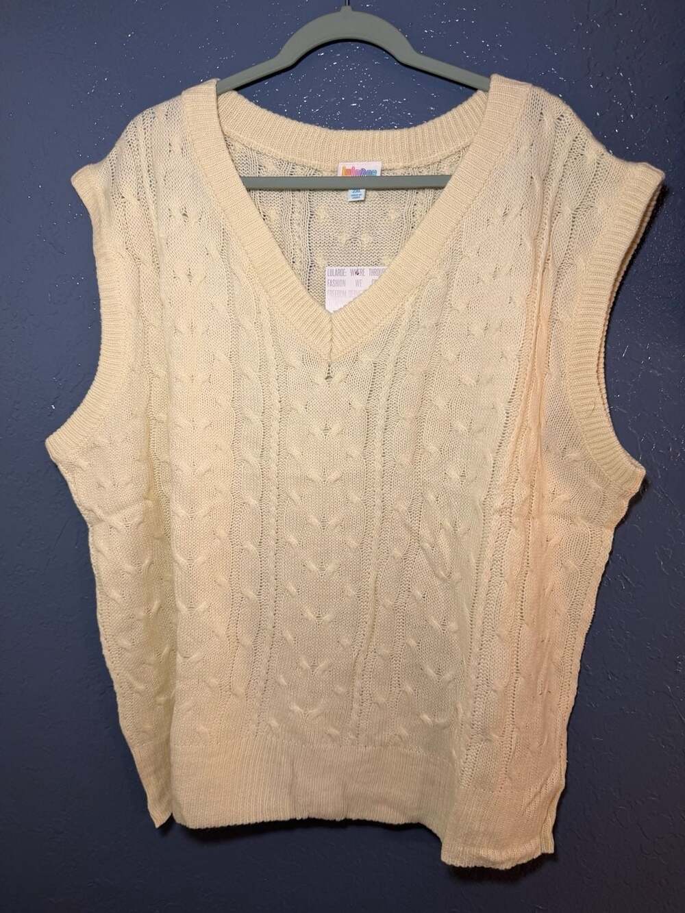 LuLaRoe Nadia Cable Knit V-Neck Sweater Vest 2XL Cream Yellow